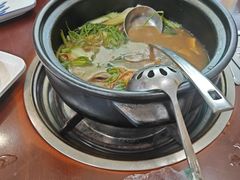 -菌之家·专业纯野生菌火锅·特色炒菌
