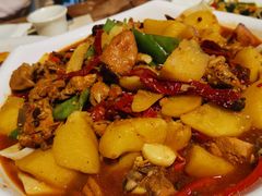 新疆大盘鸡-新疆红柳花餐厅(新洲店)
