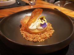 焦糖苹果配山核桃及香草奶油慕斯-AZUL by FUEL蓝色·法式酒馆(琶醍店)