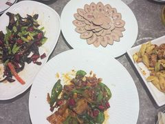 -闫府私房菜·百年鲁菜(恒隆店)