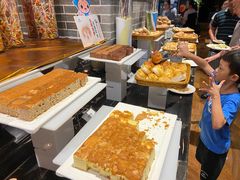 -三英温泉度假酒店-自助餐厅