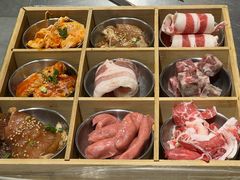 -马路牙子烧烤音乐酒馆(望京店)