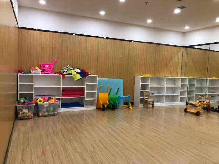 英菲克幼儿园(双楠大华店)-"今天去看了幼儿园,感觉还是很好地,从进入