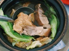 -直落玻璃（瓦煲）肉骨茶