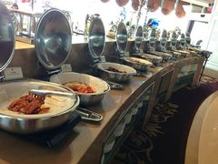 -荣誉国际酒店-云顶旋转餐厅