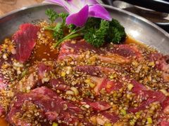 -明洞阿姨·韩式酱蟹烤肉·创意料理(三元桥店)