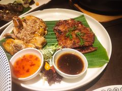 碳烧猪颈肉拼辣鸡-星叶·东南亚料理(宁波万象汇店)