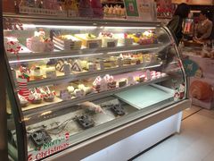 面包甜点陈列柜-BreadTalk面包新语·烘焙蛋糕(金光华广场店)