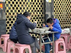 门面-金杨拉面王小吃面馆·牛三宝面·红烧牛肉粉