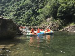 -安吉龙王山峡谷漂流