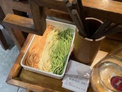 -辣莊重庆老火锅(威海高铁站韩乐坊店)