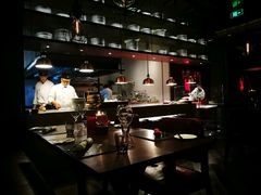 -恰餐厅及酒吧 CHAR Bar & Grill (北京丽都皇冠假日店)