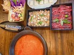 -花菇朵·云山雀 ll 野生菌锅·野果酸汤·精品滇菜(万柳店)