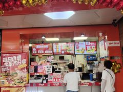 -华莱士·全鸡汉堡(五号路店)