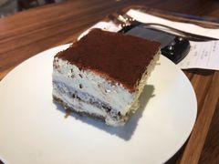 -星巴克(港汇1号办公楼店)