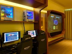 -溯光电竞酒店(西南财大地铁站店)