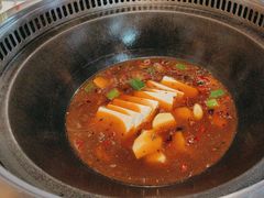 -哈尔滨烧烤·山河村铁锅炖(交大店)