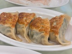 香煎鲜肉韭菜饺-凤凰楼酒家·粤宴点心(华强北店)