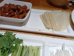 -娜仁图雅蒙古美食村(33小镇店)