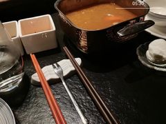 -左庭右院鲜牛肉火锅黑金店(陆家嘴中心店)