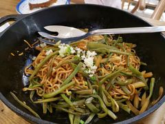 老北京豆角焖面-金豆角砂锅焖面(安贞店)