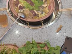 -阿婆情腊排骨火锅(金虹路店)