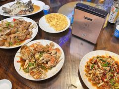 -三亚火车头万人海鲜广场