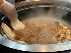 -三里屯土灶炖公鸡地锅鸡(江东店)