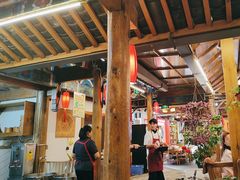 -有一锅·野生菌黑山羊腊排骨火锅(古城北门店)
