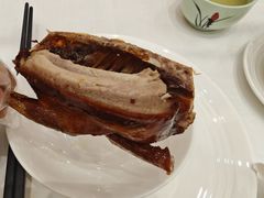 招牌灌汤乳鸽-禄福山庄•顺德菜·融和菜(龙江店)
