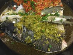 -阿瓦山寨·湘菜现炒·剁椒鱼头王(咸阳总店)