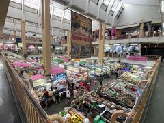 -瓦洛洛传统市场