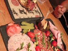 -FAT COW(虹梅路店)