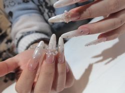 -LynLyn琳林美甲美睫