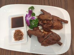 脆皮妙龄鸽-水月周庄铂尔曼酒店-水月荟中餐厅