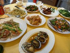 -鹏城人家海鲜酒家·23年老字号(较场尾店)