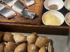 -围炉肉舍•炭烤活鳗•丹东海鲜烤肉(步行街店)