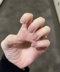 -悦指间美甲美睫