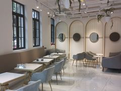 -Fridi Patisserie Cafe