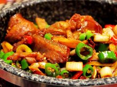 酱辣椒炒花猪肉-名都饭店