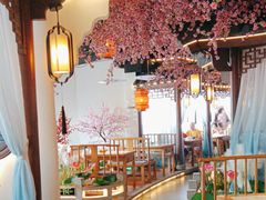 -荷塘秋月·本帮江浙菜(国权路店)