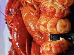 -肥肥虾庄·金牌油焖大虾(首义路店)