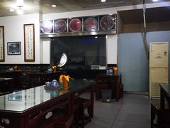 -牛一嘴·兰州牛肉面·大盘鸡(财富中心店)