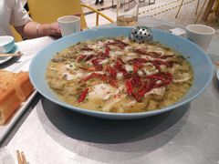 -姚姚酸菜鱼·金戈戈香港豉油鸡(喜荟城联名店)
