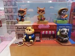 -名创优品(山东青岛华润万象城店)
