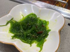 -海底捞火锅(新松江路生日主题店)