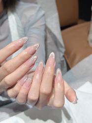 点击看大图 -猪猪女孩日式美睫美甲