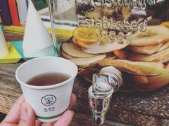 门口的水果茶-茶是一枝花泡茶店