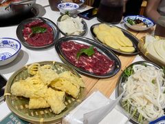 -王奋斗贵州酸汤牛肉火锅