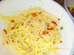 -老湖南民间菜·牛肉十八炒(花都店)